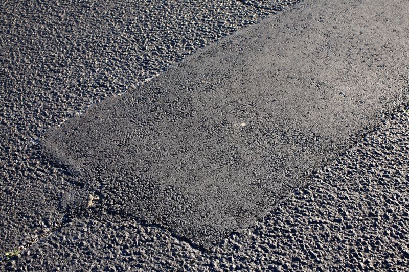 Blacktop Driveway Repair in Los Angeles, CA